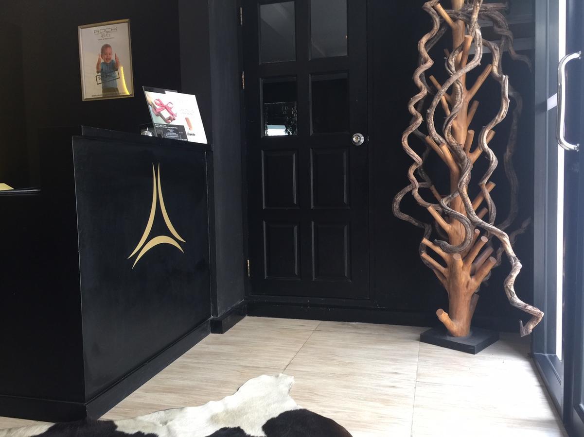 Rock Hotel Bangkok Luaran gambar