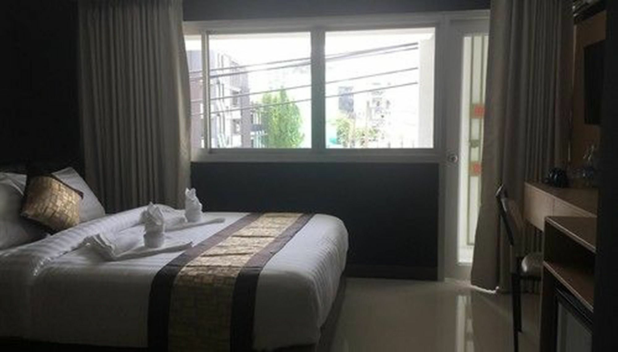 Rock Hotel Bangkok Luaran gambar
